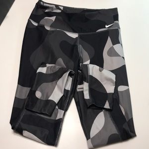 Nike leggings